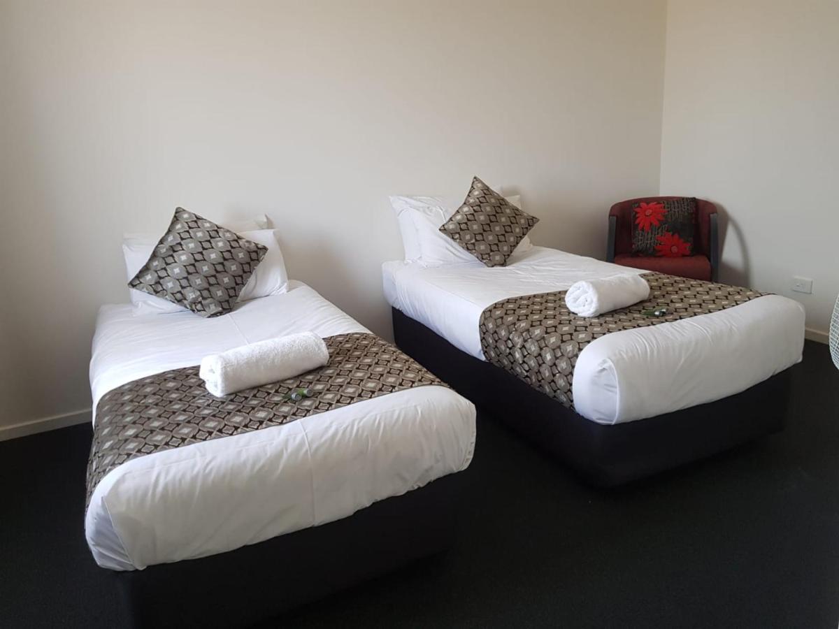 Gateway Motor Inn ווארנאמבול מראה חיצוני תמונה