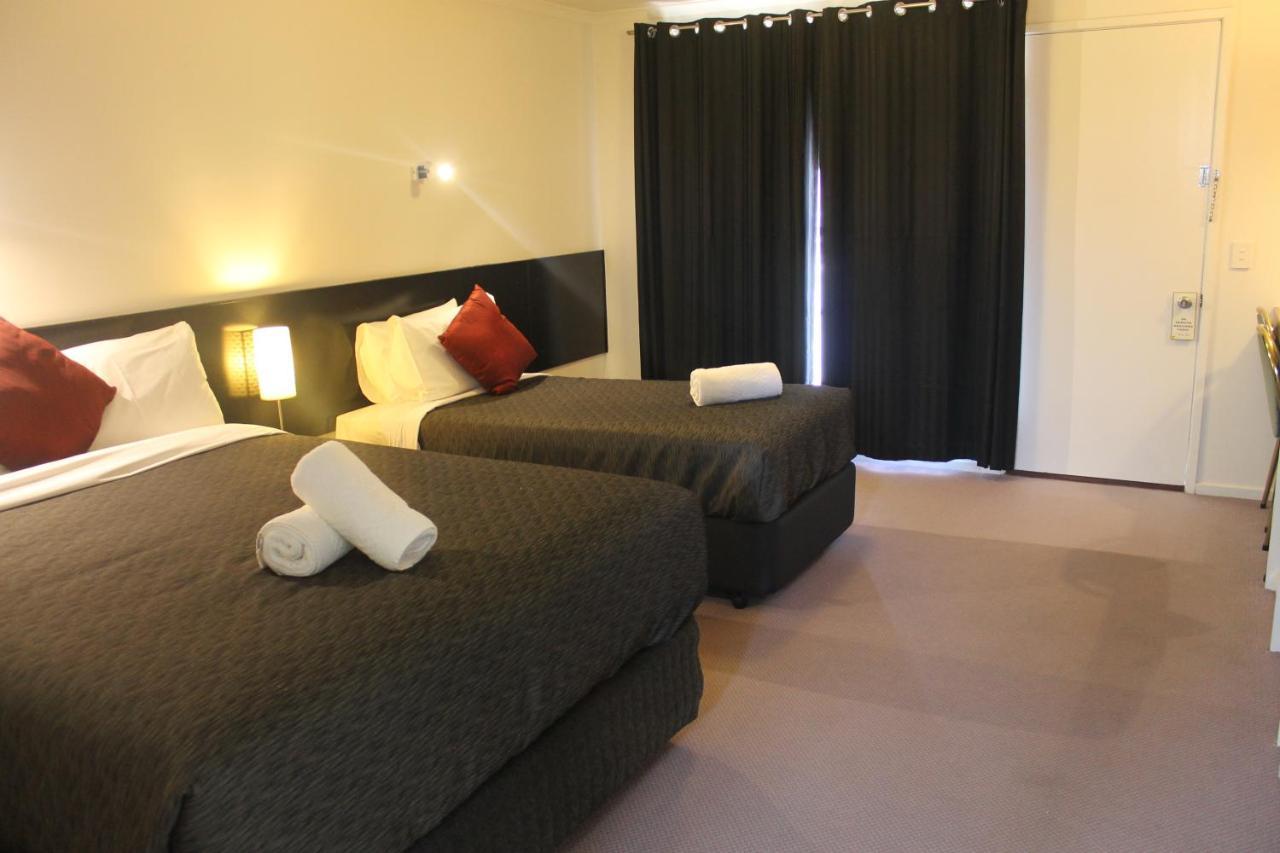 Gateway Motor Inn ווארנאמבול מראה חיצוני תמונה